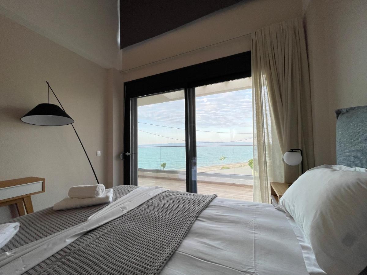 Villa Oleandra By The Sea โปไลโครโน ภายนอก รูปภาพ